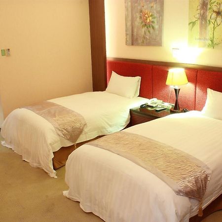 East Coast Sea View Hotel Chenggong Exteriör bild