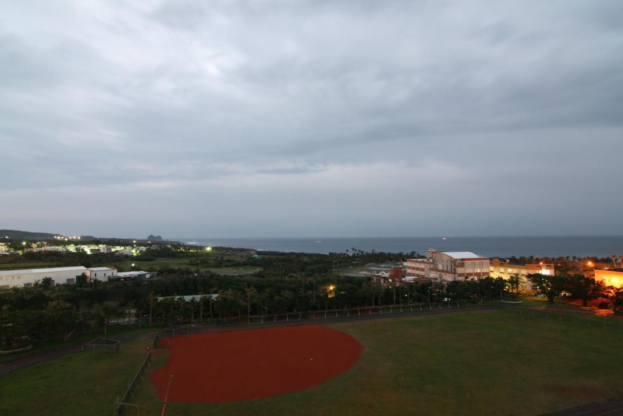 East Coast Sea View Hotel Chenggong Exteriör bild